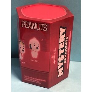 Hallmark Peanuts Snoopy Ornament 2022 Series 2 Mystery Christmas Tree Unopened